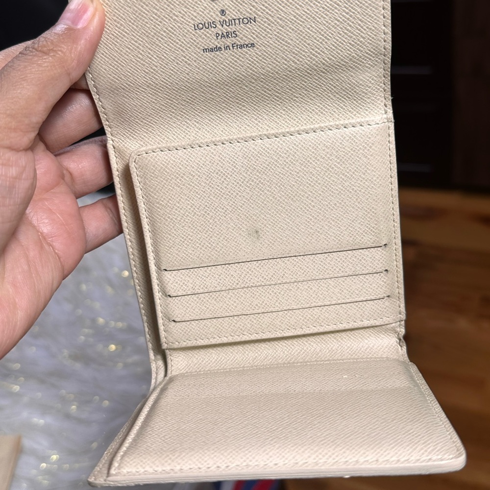 Louis Vuitton Ellise Trifold Azur Small wallet with duster